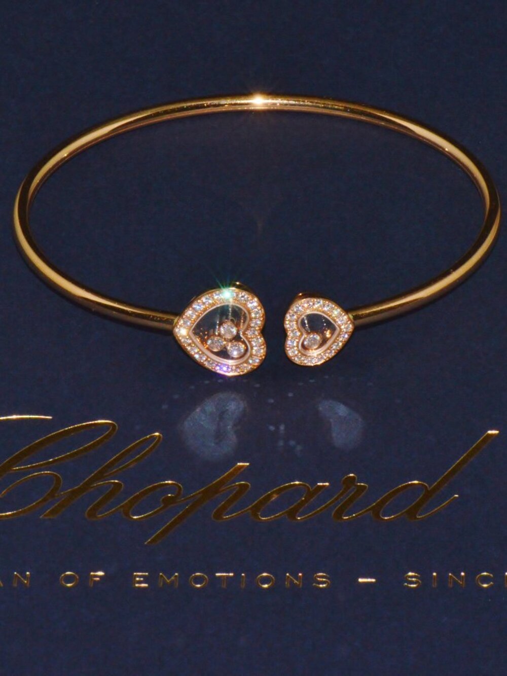 Authentic Chopard Happy Diamonds Icons 0.54CT Diamond Heart Open Bangle Bracelet